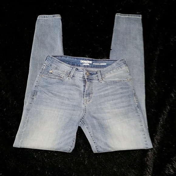 Denim - BNWOT skinny jeans